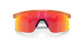 podgląd Okulary przeciwsłoneczne dziecięce Oakley 9010-1823 Resistor Ginger z Prizm Ruby