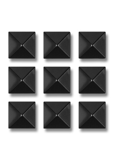 szczegóły Gravity Pyramid Studs Black