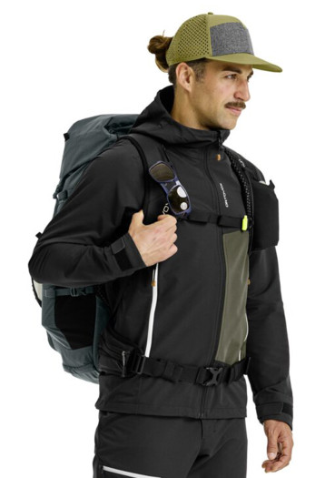 szczegóły Plecak Ortovox Traverse 40 Black Raven 40 litrów