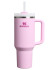 szczegóły Kubek termiczny Stanley Quencher H2.O FlowState™ Tumbler 1180 ml – Cherry Blossom
