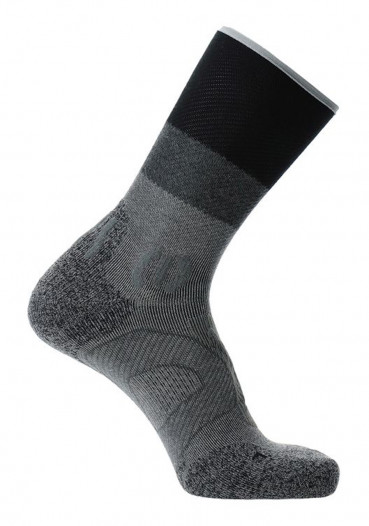 detail UYN Woman Trekking One Cool Socks Grey/black